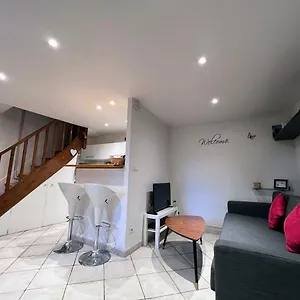 La Petite Maison , Sainte-Foy-lès-Lyon France